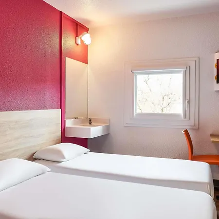 Hotelf1 Hotel
