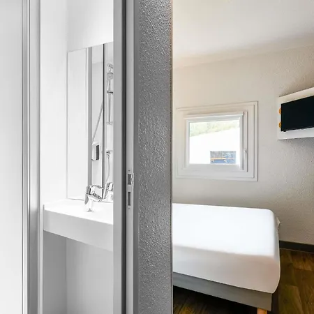 Hotel Hotelf1 Bordeaux